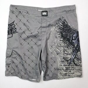 MMA Elite Shorts Mens Extra Large Gray Skull Eagle Barb Wire Cargo Boardshorts